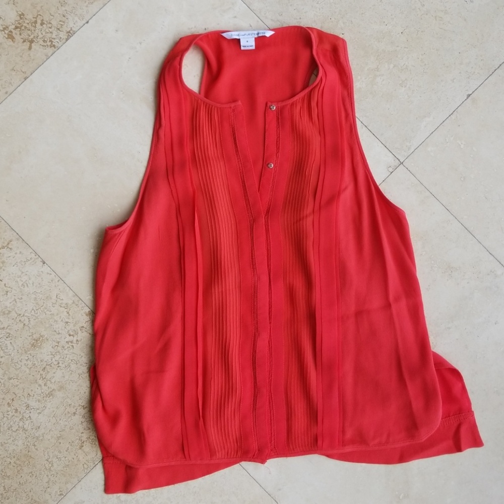 dvf tank